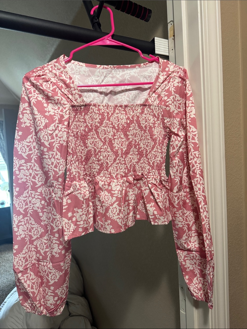 Women’s Pink Floral Smocked Peplum Long-Sleeve Top
